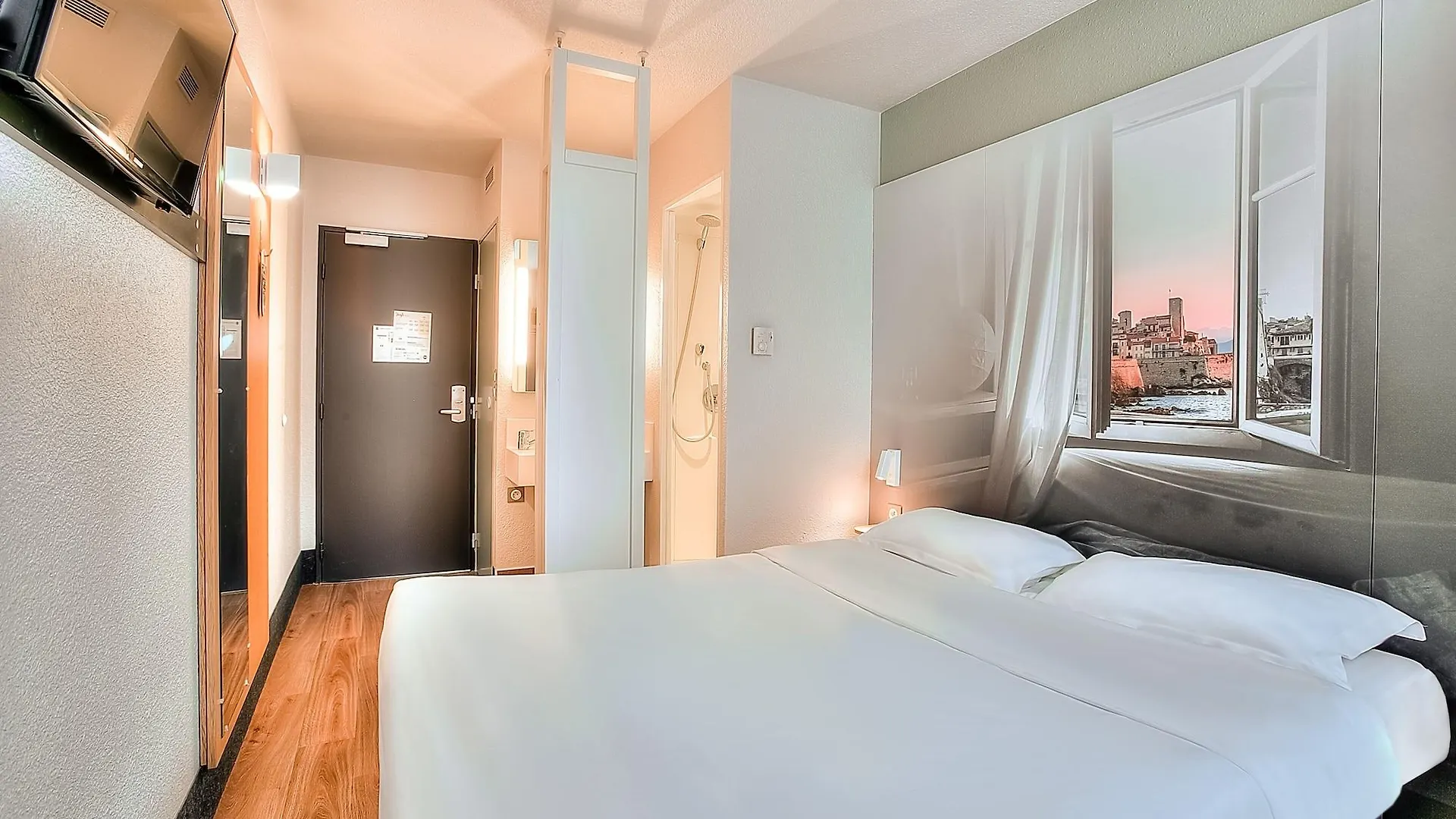 B&B Hotel Antibes Sophia Antipolis Biot